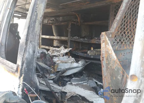 2013 Ford E-250 Commercial z USA, uszkodzony, nr VIN 1FTNE2EW7DDA31602